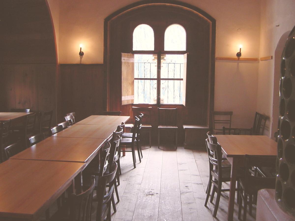 Burg Finstergruen Ramingstein Bagian luar foto
